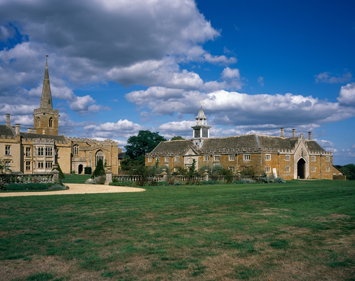 Nevill Holt Opera3237Hlne BinetWEBIMAGE4jpg