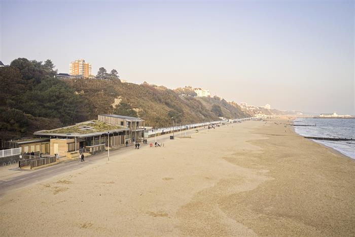 Durley Chine Environmental HubRichard ChiversWEBIMAGE10jpg
