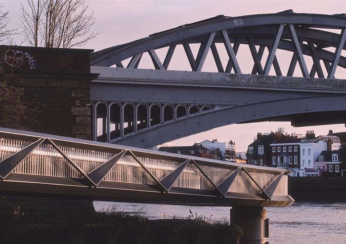 Dukes Meadow FootbridgeSimon KennedyWEBIMAGE9jpg
