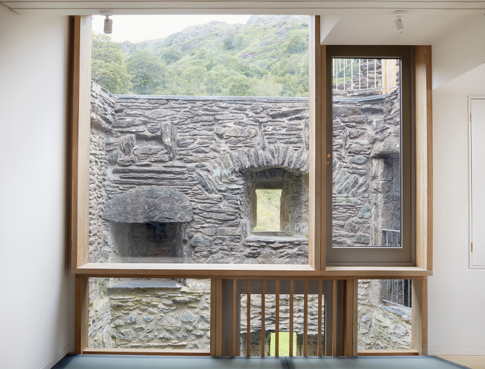Pele Tower House 6png