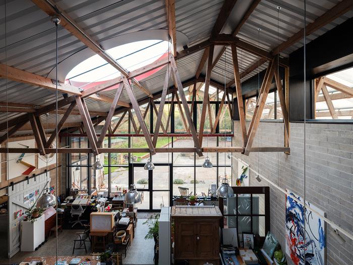 Cowshed497Max CreasyWEBIMAGE5jpg