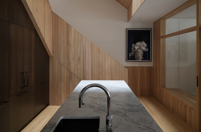 Mews House Deep Retr4909David GrandorgeWEBIMAGE5jpg