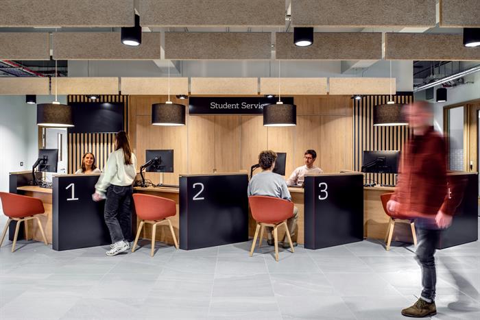 University of Bristol Senate House670Rebecca NoakesWEBIMAGE4jpg