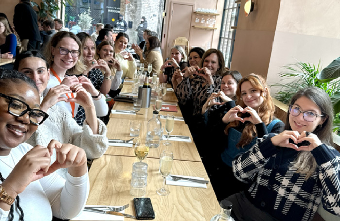 womencelebratingaFuselunchbody700x455jpg