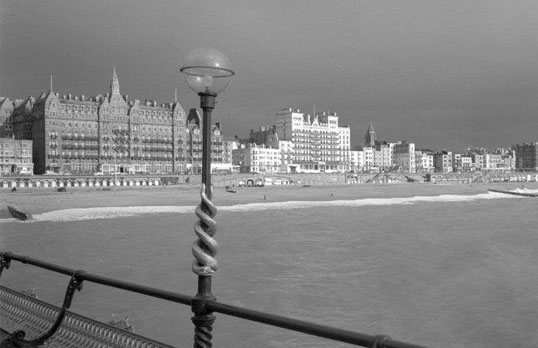 Brighton seafront, Henk Snoek / RIBA Collections