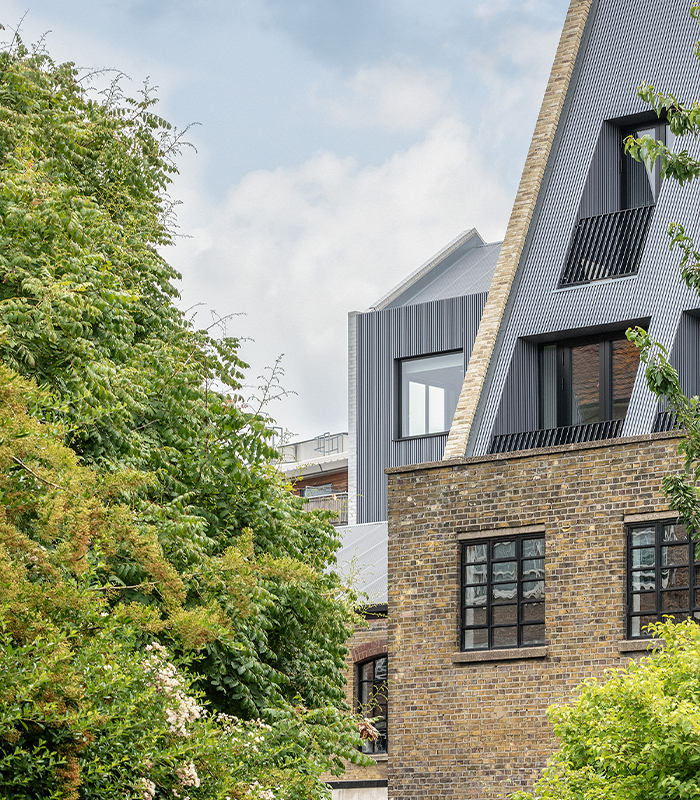 newworkstaranwilhurooflinetreeesbalconies700x800jpg