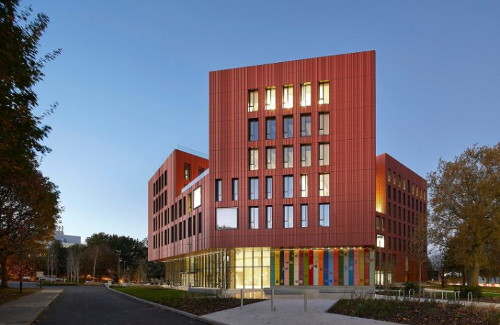 warvicuniversitycompetitioneveningarchitecture 700x455jpg