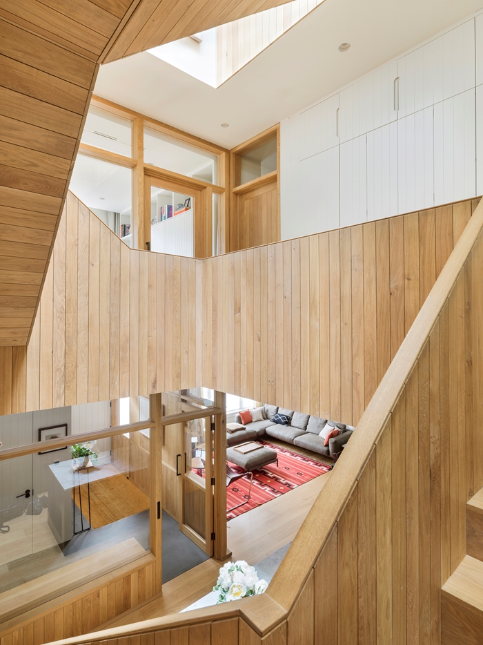 Mews House Deep Retr4909Tom GrahamWEBIMAGE3jpg