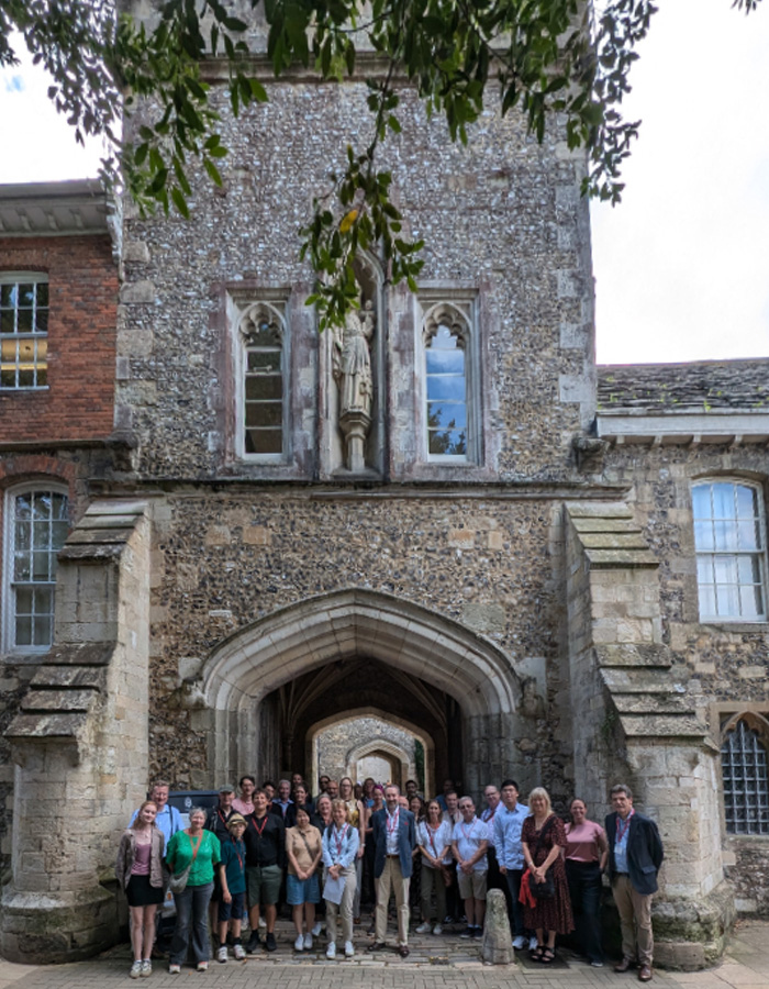 Winchester College straightened 700 x 9000jpg
