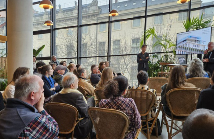 Delegates attending the Mixite Morland talk 700x455jpg