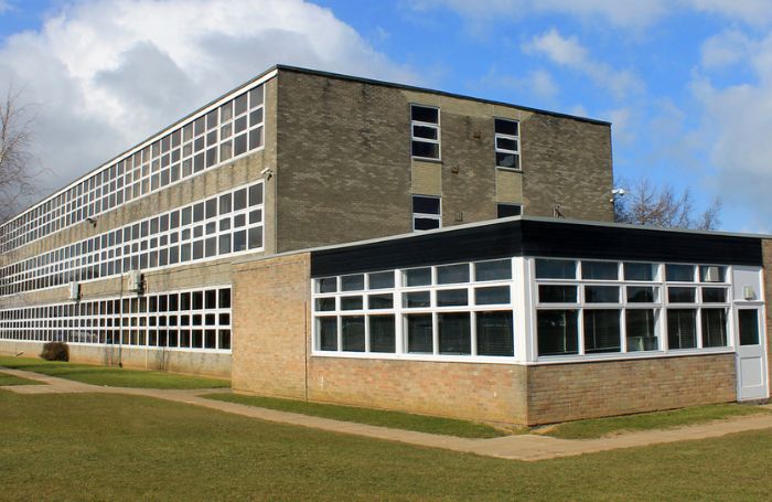 Image of generic school for feature about RAAC LARGEjpg