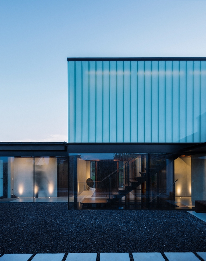 SilverHouse1533DavidSchnabelWebImage4jpg