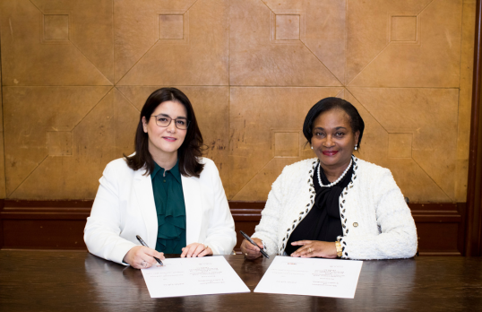 ADC's Dr Sumayah Al-Solaiman (left) and RIBA's Dr Valerie Vaughan-Dick (right) © Jackie King Photographer