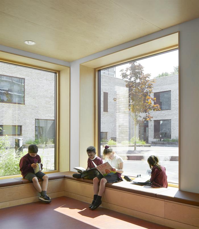 Rotherhithe Primary SchoolHufton CrowWEBIMAGE7jpg