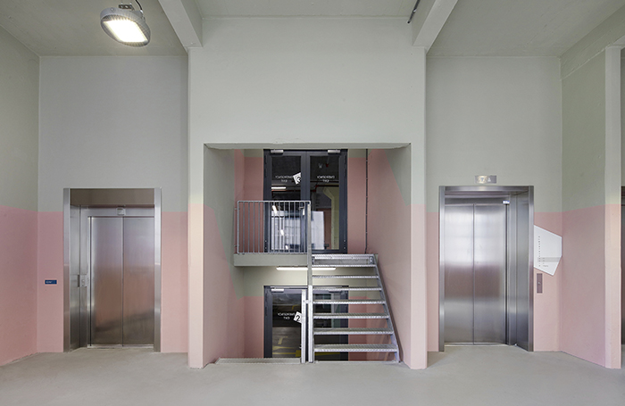 Veemgebouw stairwell and liftsjpg